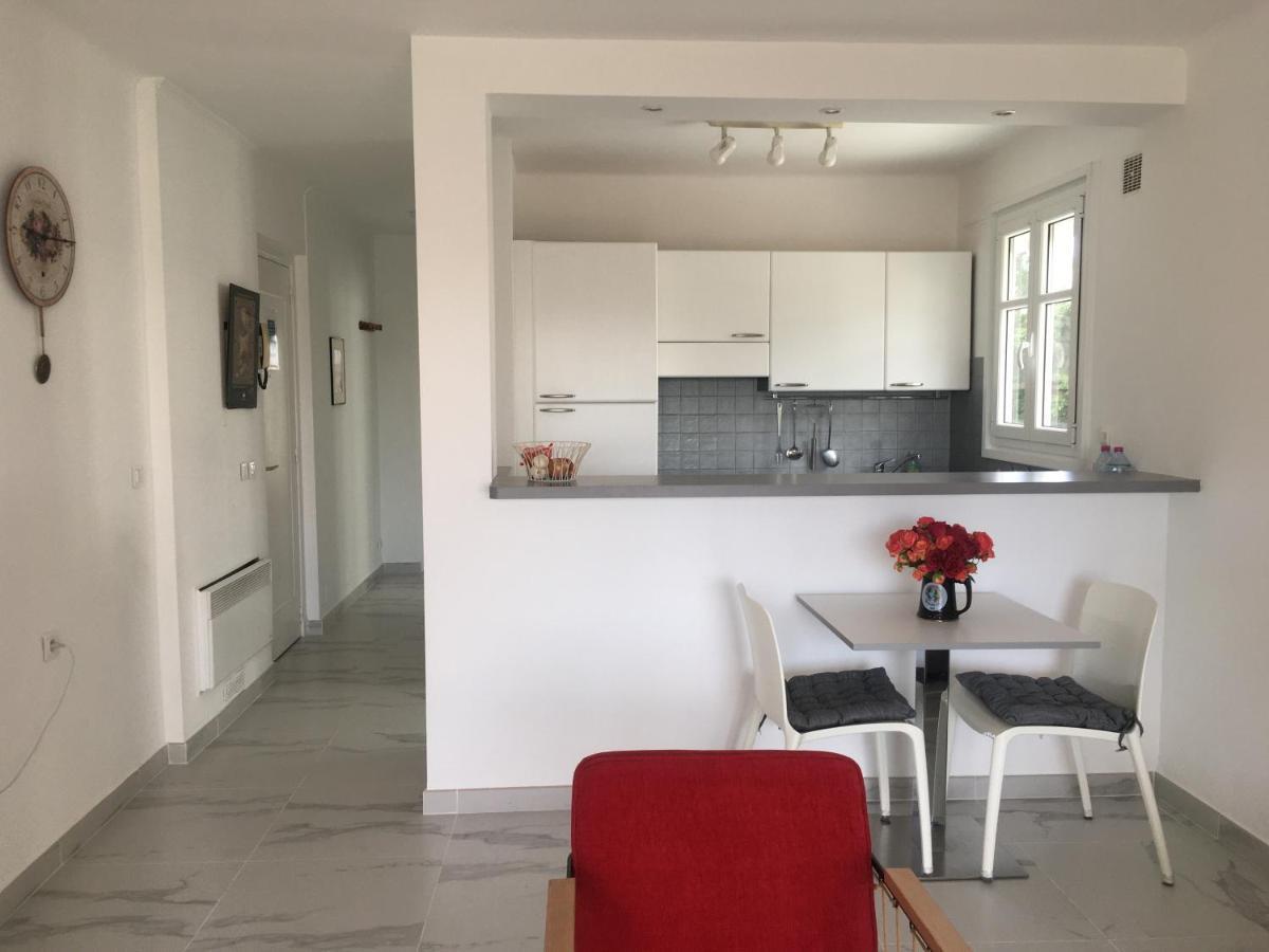Superior Apartment On First Floor With Sea View Antibes Exteriör bild