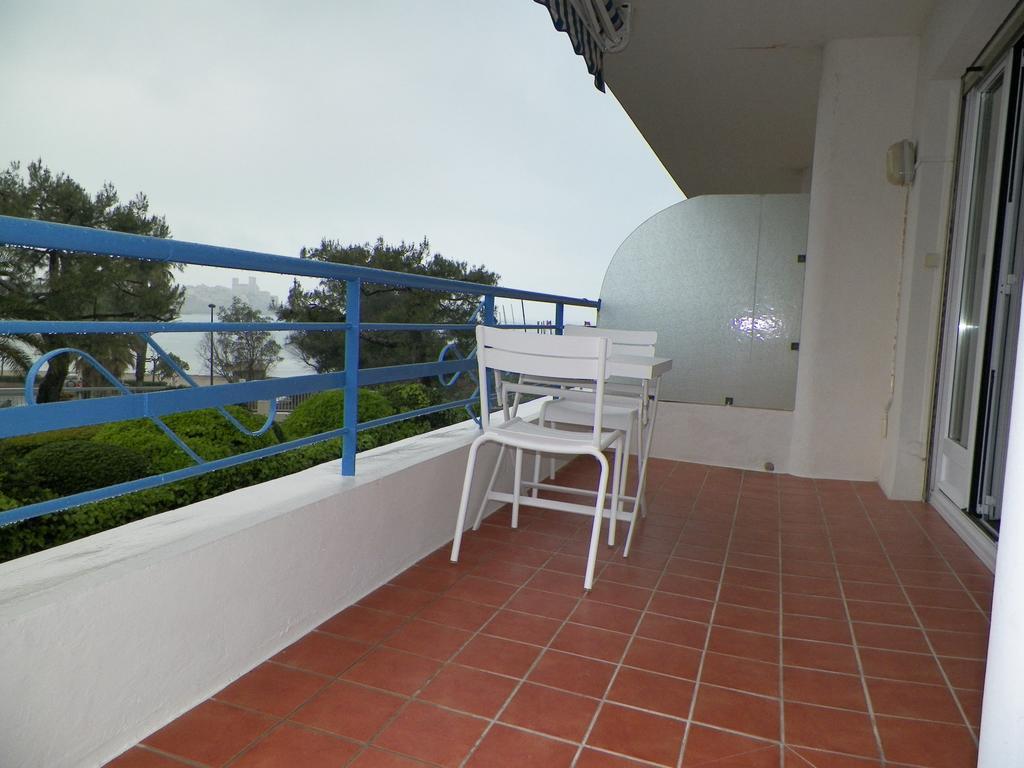 Superior Apartment On First Floor With Sea View Antibes Exteriör bild